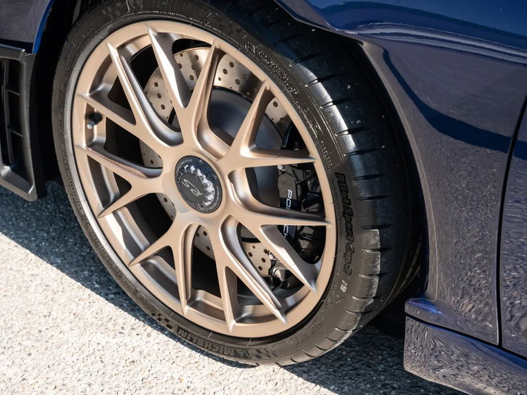 Porsche 718 Cayman GT4 RS