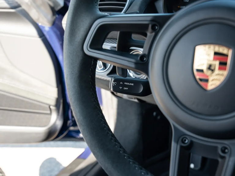 Porsche 718 Cayman GT4 RS