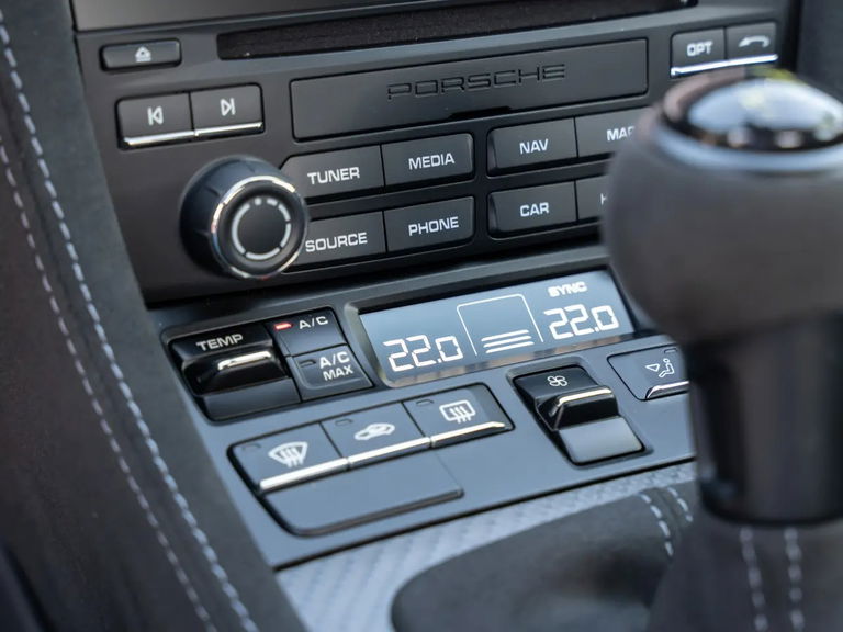 Porsche 718 Cayman GT4 RS