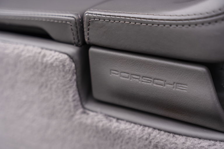 Porsche 993 Carrera 4