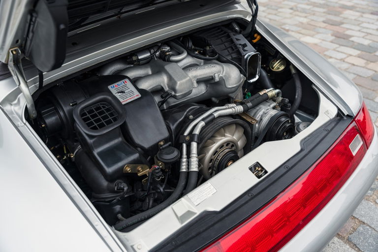 Porsche 993 Carrera 4