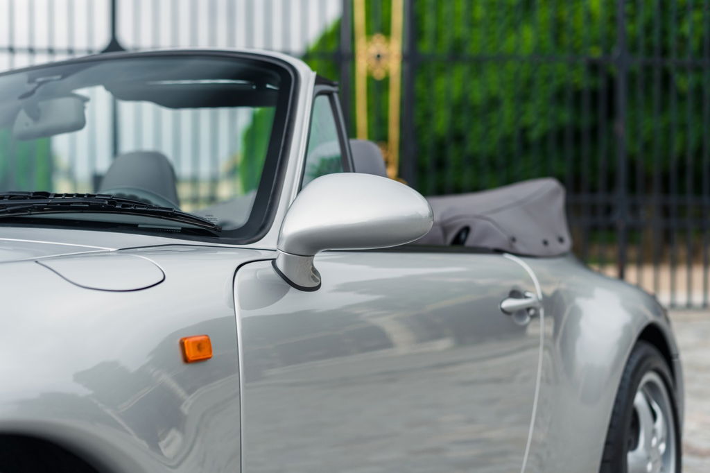 Porsche 993 Carrera 4