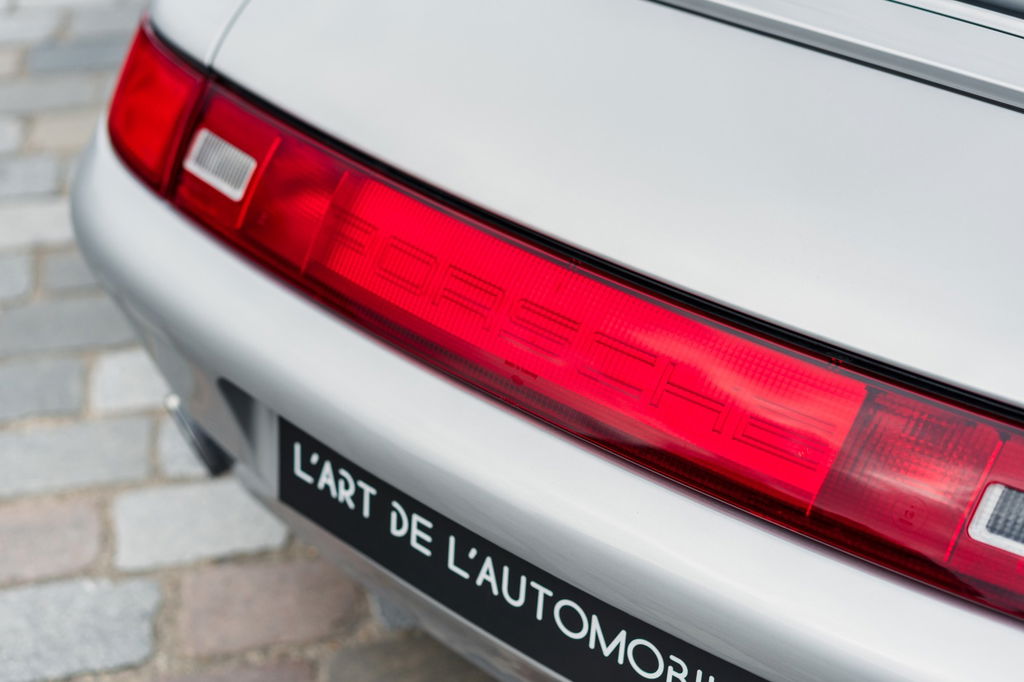 Porsche 993 Carrera 4