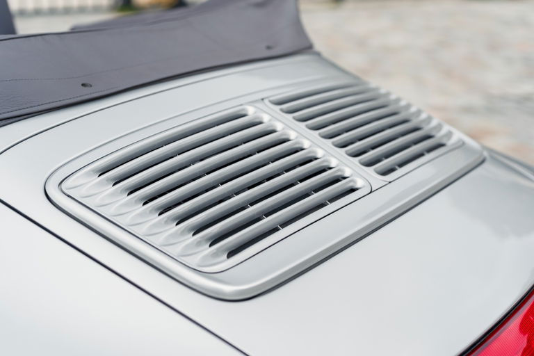 Porsche 993 Carrera 4