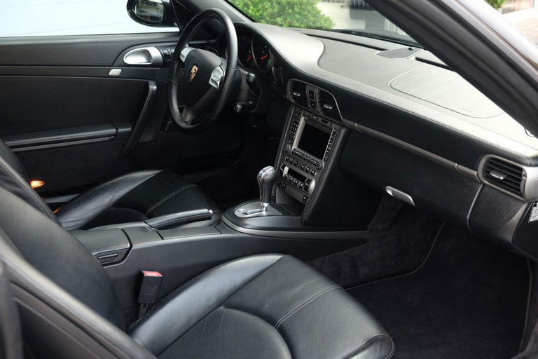 Porsche 997 Carrera 4