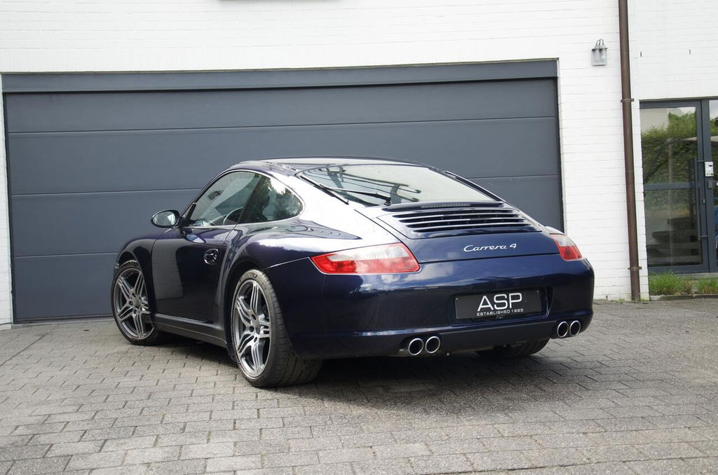 Porsche 997 Carrera 4