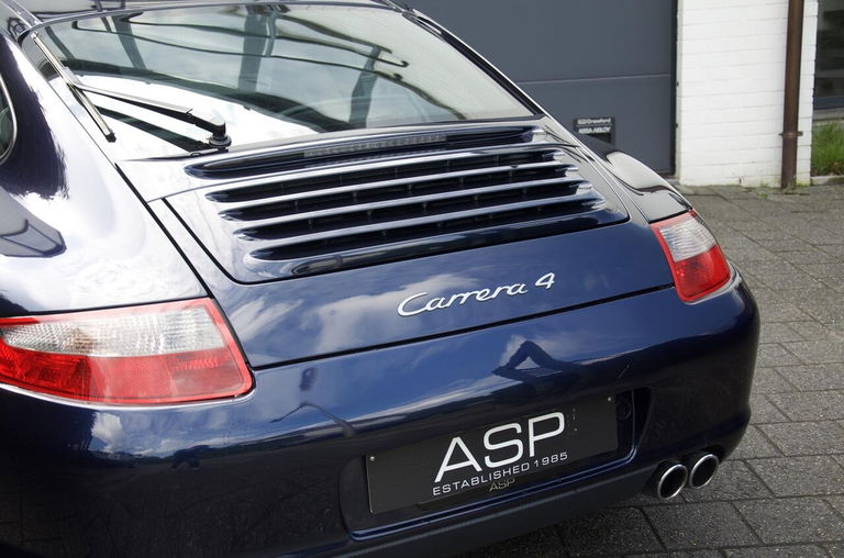 Porsche 997 Carrera 4