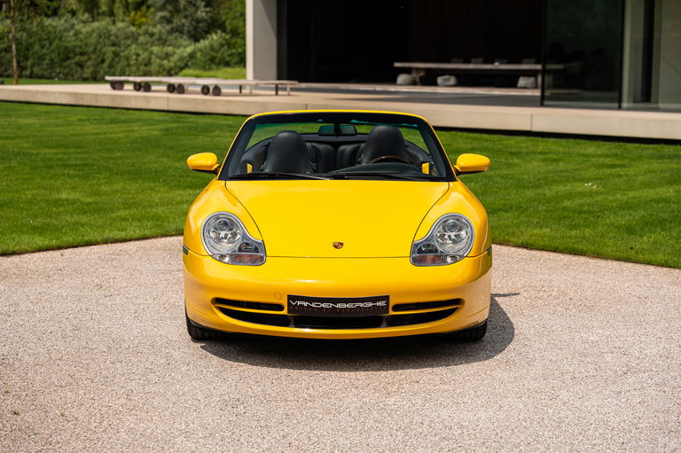 Porsche 996 Carrera
