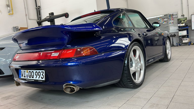 Porsche 993 Carrera 4S