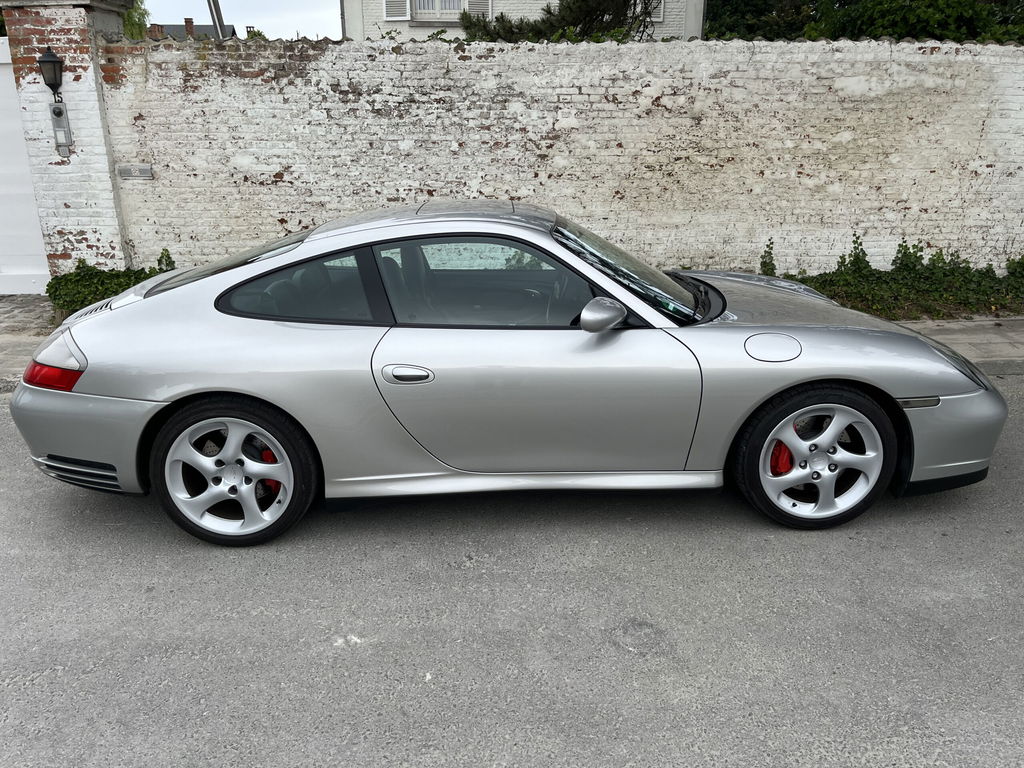 Porsche 996 Carrera 4S