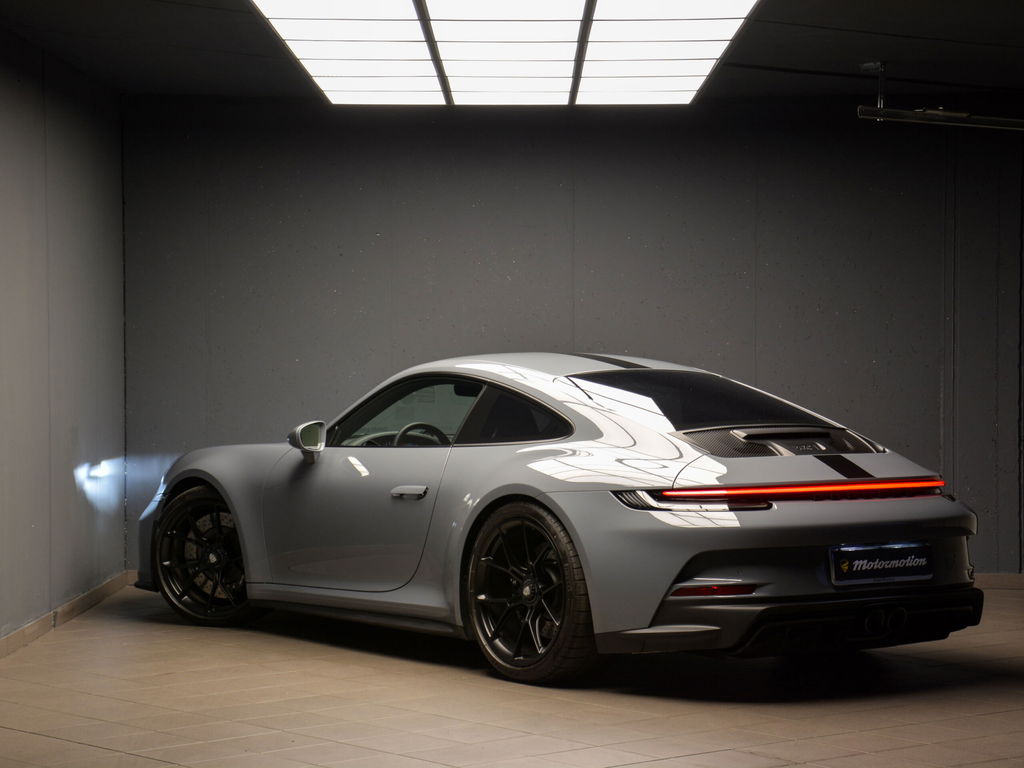 Porsche 992 GT3 Touring