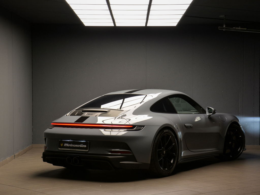 Porsche 992 GT3 Touring