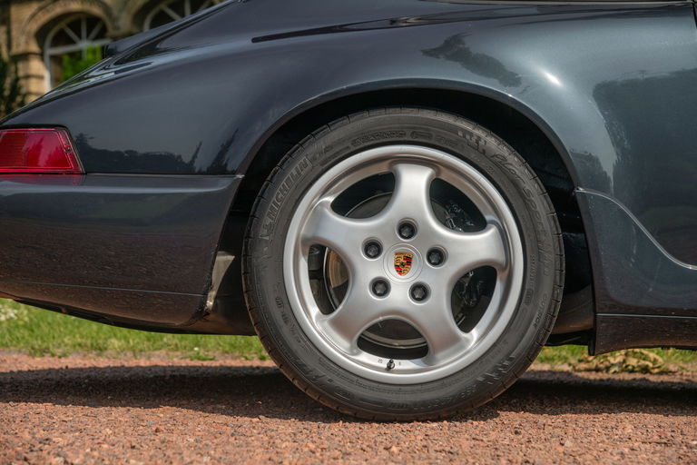 Porsche 964 Carrera 2