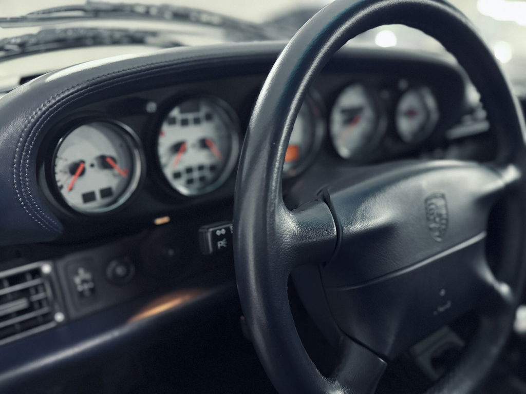 Porsche 993 Carrera 4S