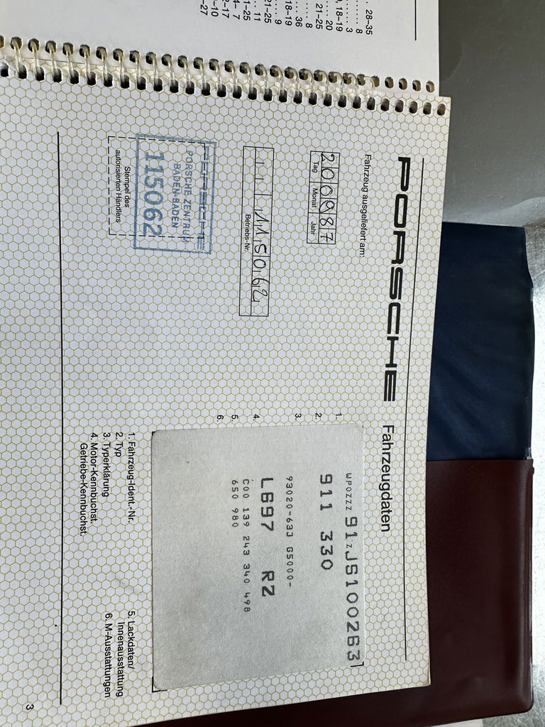 Porsche 911 Carrera 3.2