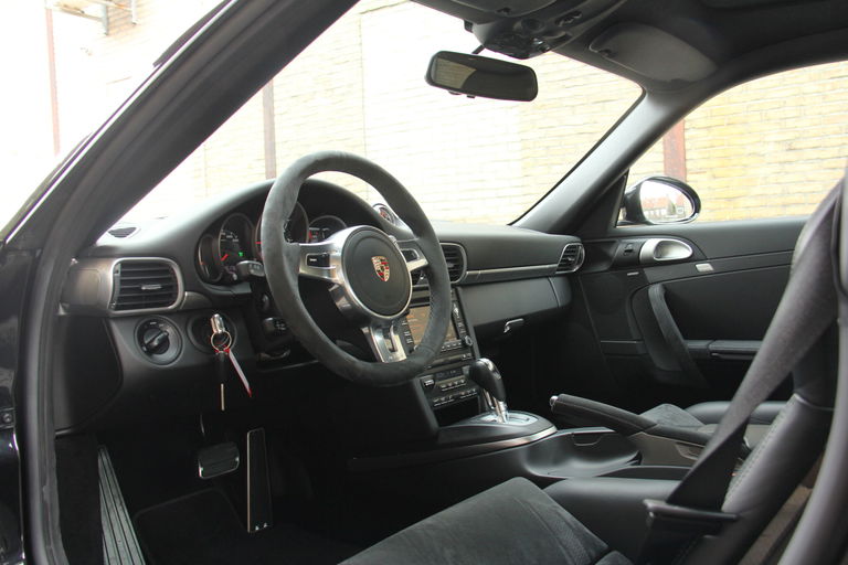 Porsche 997.2 Carrera GTS