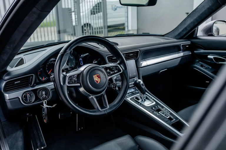 Porsche 991.2 Carrera 4S