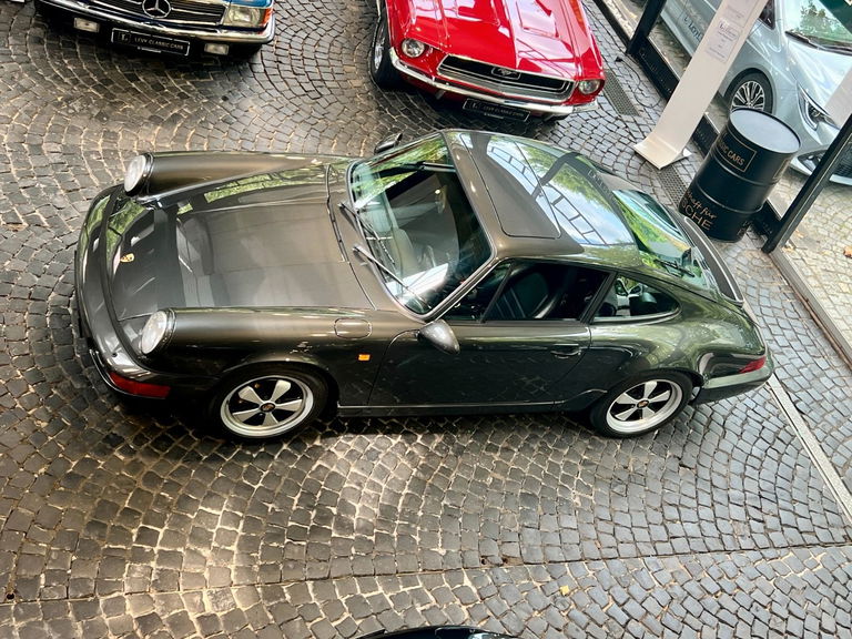 Porsche 964 Carrera 4