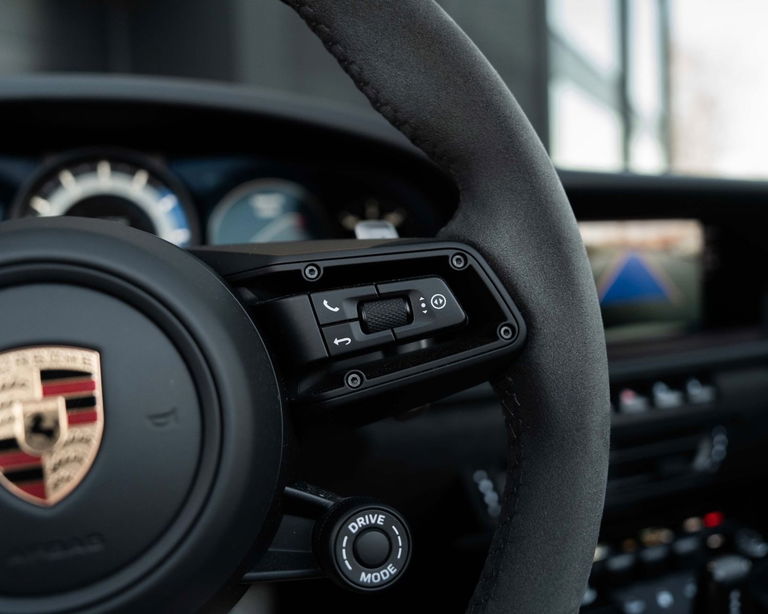 Porsche 992 Carrera GTS