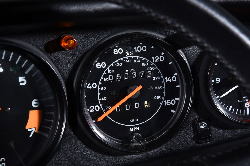 Porsche 911 Carrera 3.2 (US)