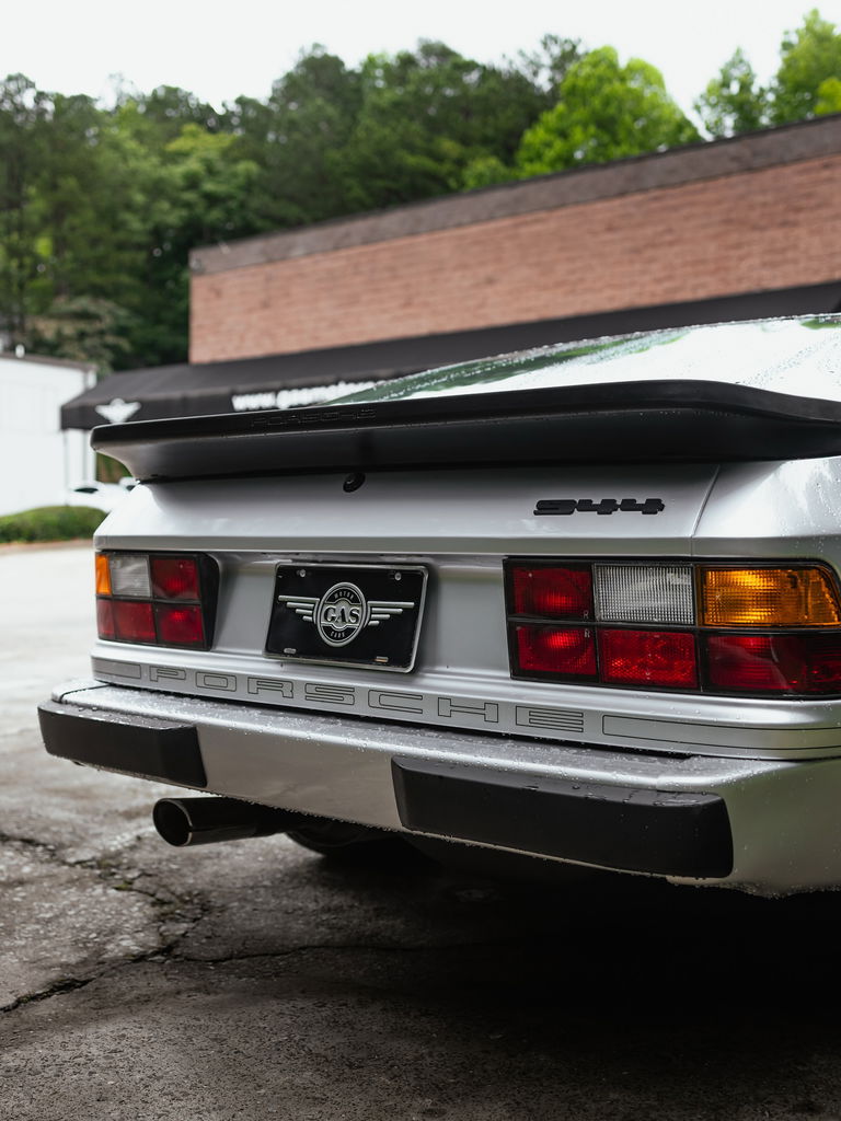 Porsche 944 Coupé