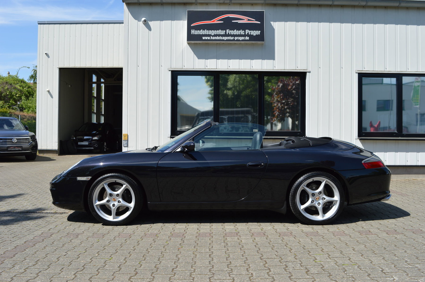 Porsche 996.2 Carrera 2003 - elferspot.com - Marketplace for