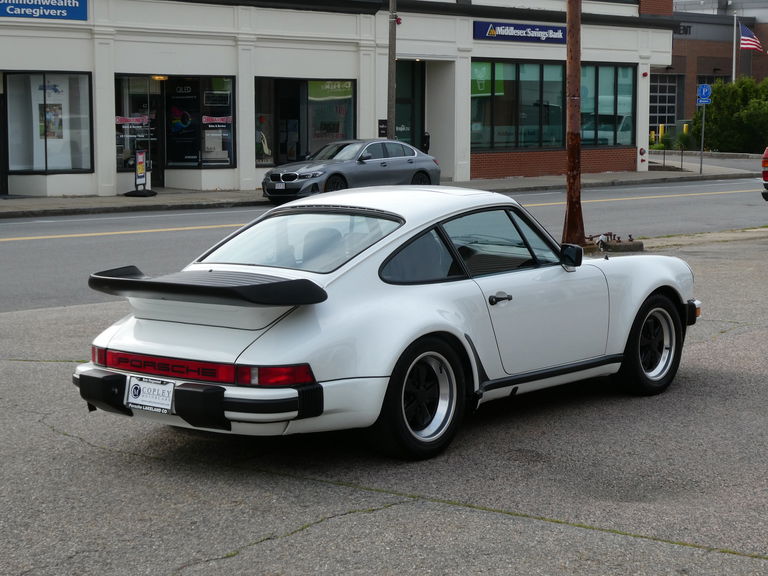 Porsche 911 Carrera 3.2 WTL