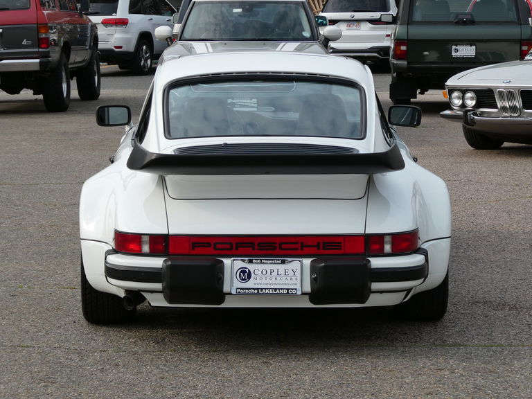 Porsche 911 Carrera 3.2 WTL