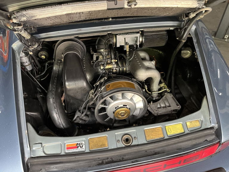 Porsche 911 Carrera 3.2