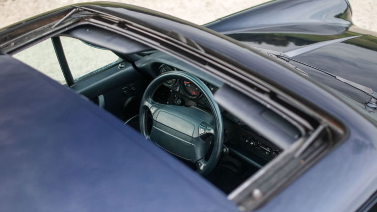 Porsche 964 Carrera 4