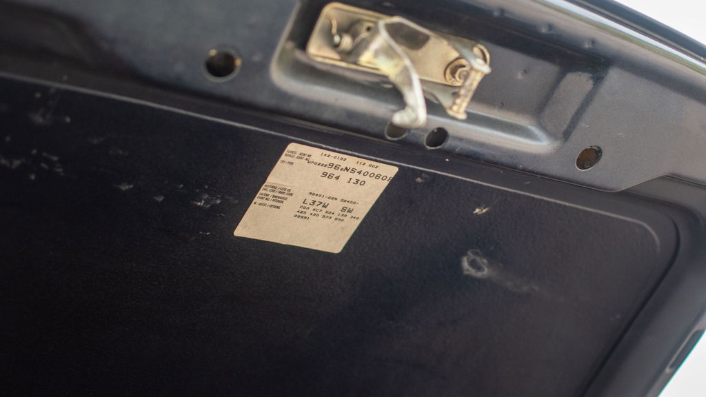 Porsche 964 Carrera 4