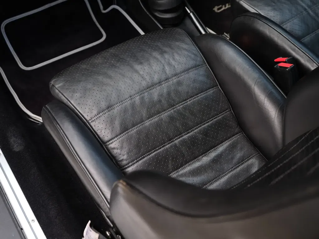 Porsche 911 Turbo 3.3