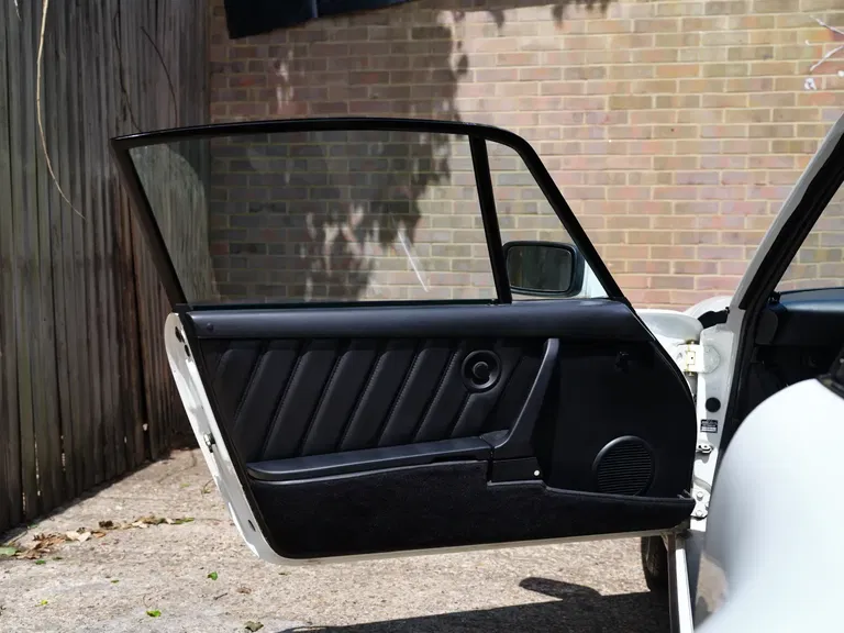 Porsche 911 Turbo 3.3