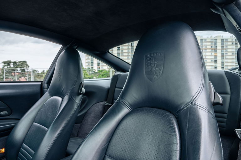 Porsche 996 Carrera 4