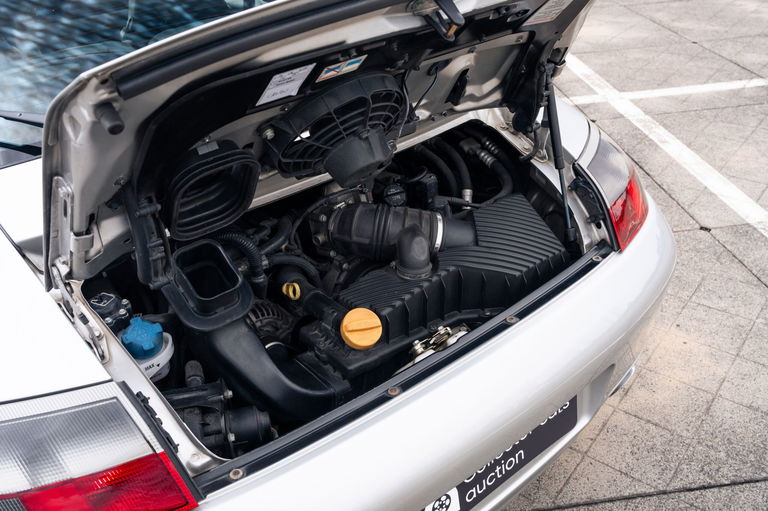 Porsche 996 Carrera 4