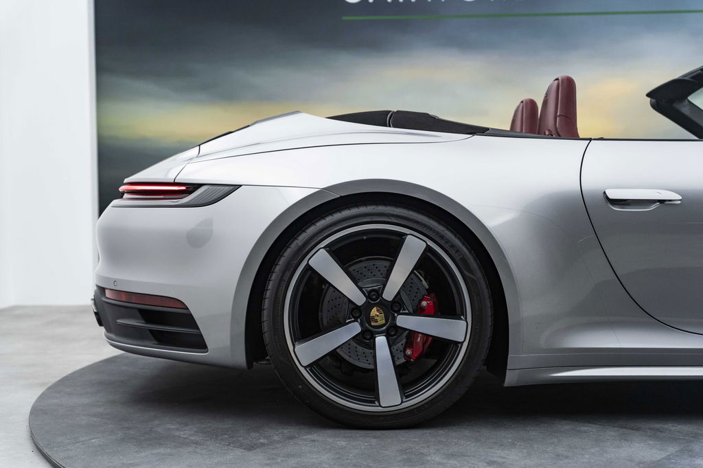 Porsche 992 Carrera S