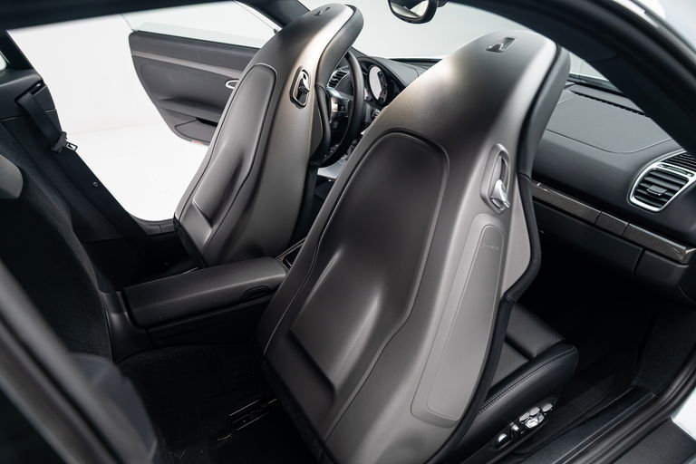 Porsche 981 Cayman GTS