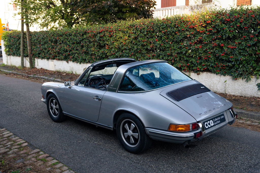 Porsche 911 T (US)