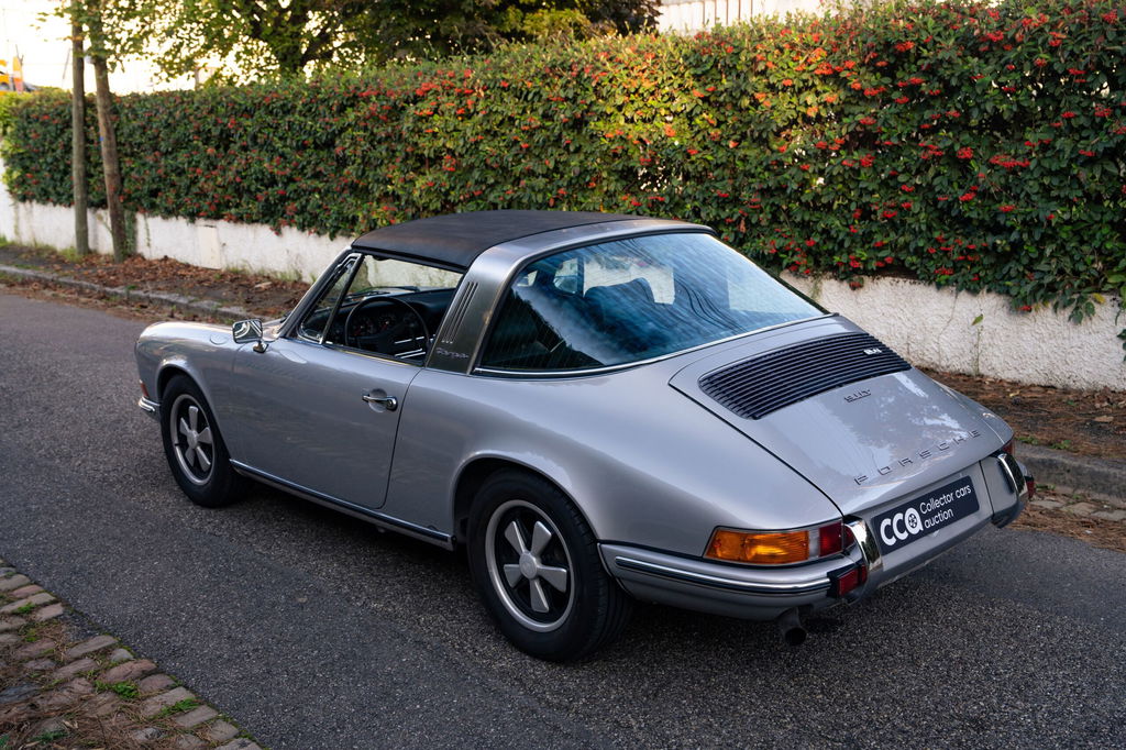 Porsche 911 T (US)