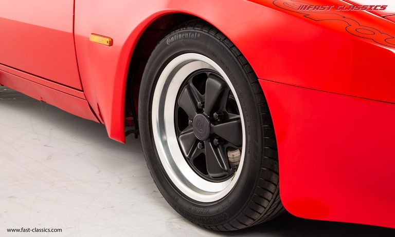 Porsche 924 Carrera GT