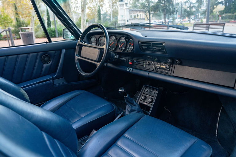 Porsche 911 Carrera 3.2 (US)