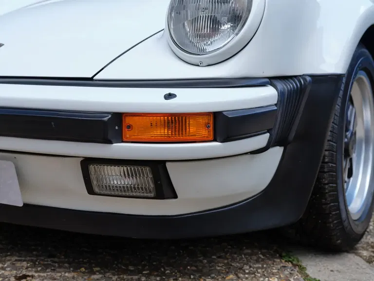 Porsche 911 Turbo 3.3