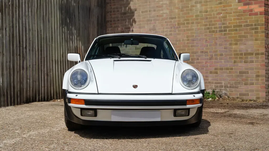 Porsche 911 Turbo 3.3