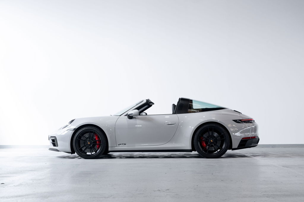 Porsche 992 Targa 4 GTS