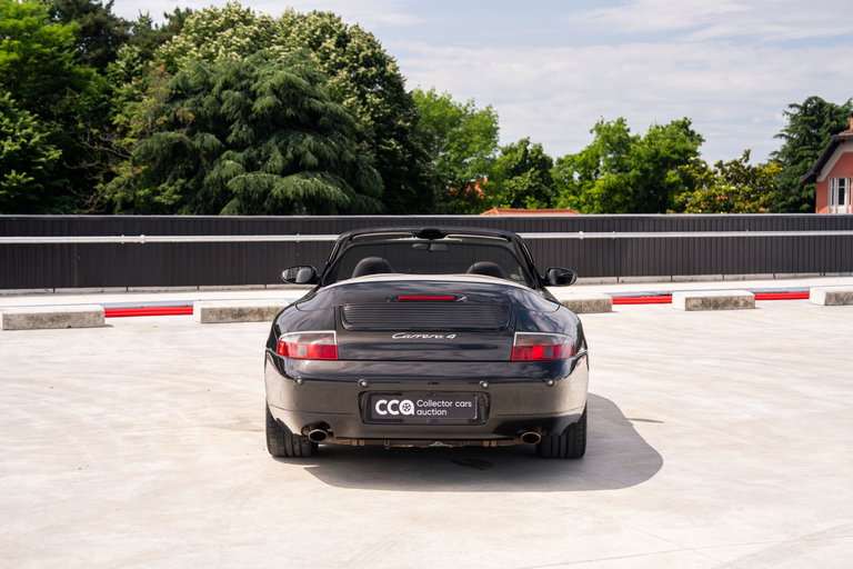 Porsche 996.2 Carrera 4