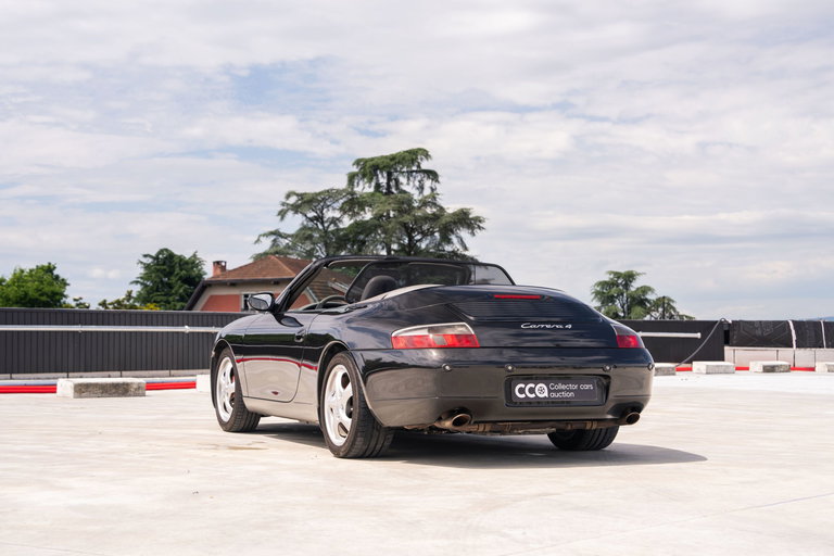 Porsche 996.2 Carrera 4