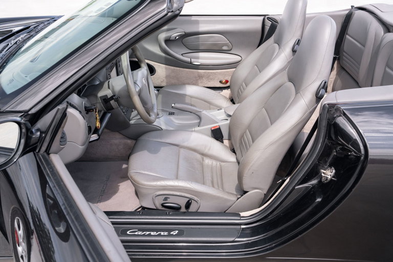 Porsche 996.2 Carrera 4