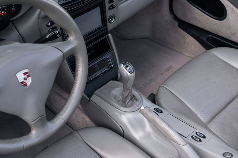 Porsche 996.2 Carrera 4