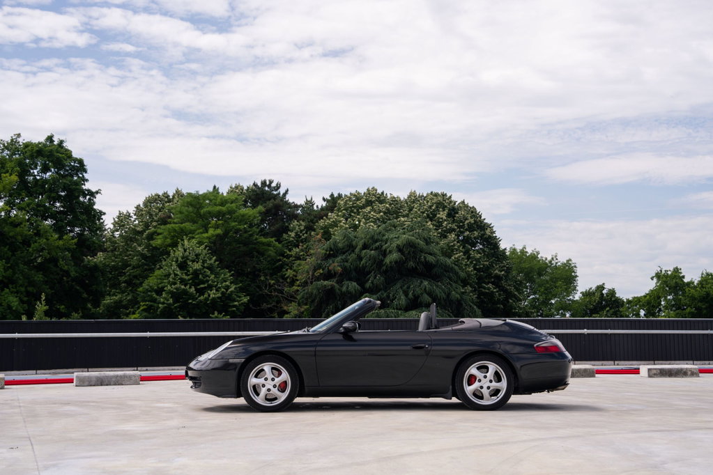 Porsche 996.2 Carrera 4