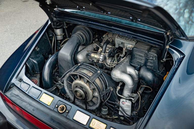 Porsche 911 Carrera 3.2